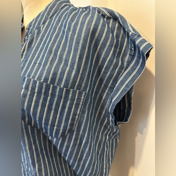 Unbranded  Blue Striped Short Sleeve Shirt SZ M/L - Picture 3 of 5